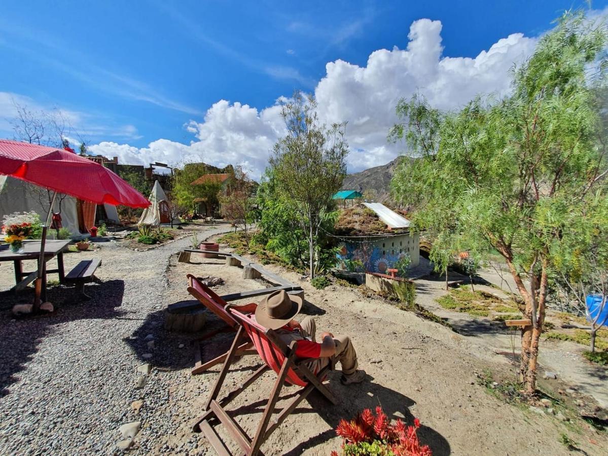 Lodge Colibri Eco & *